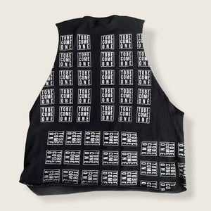 Sleeveless Printed T- Black